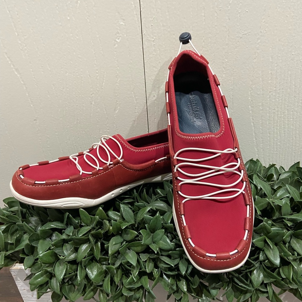 Timberland Women's Comforia System Red Loafer Deck Shoes with White Laces 10.5